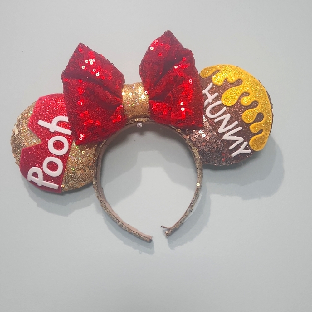 Winnie the Poon Minnie Ears